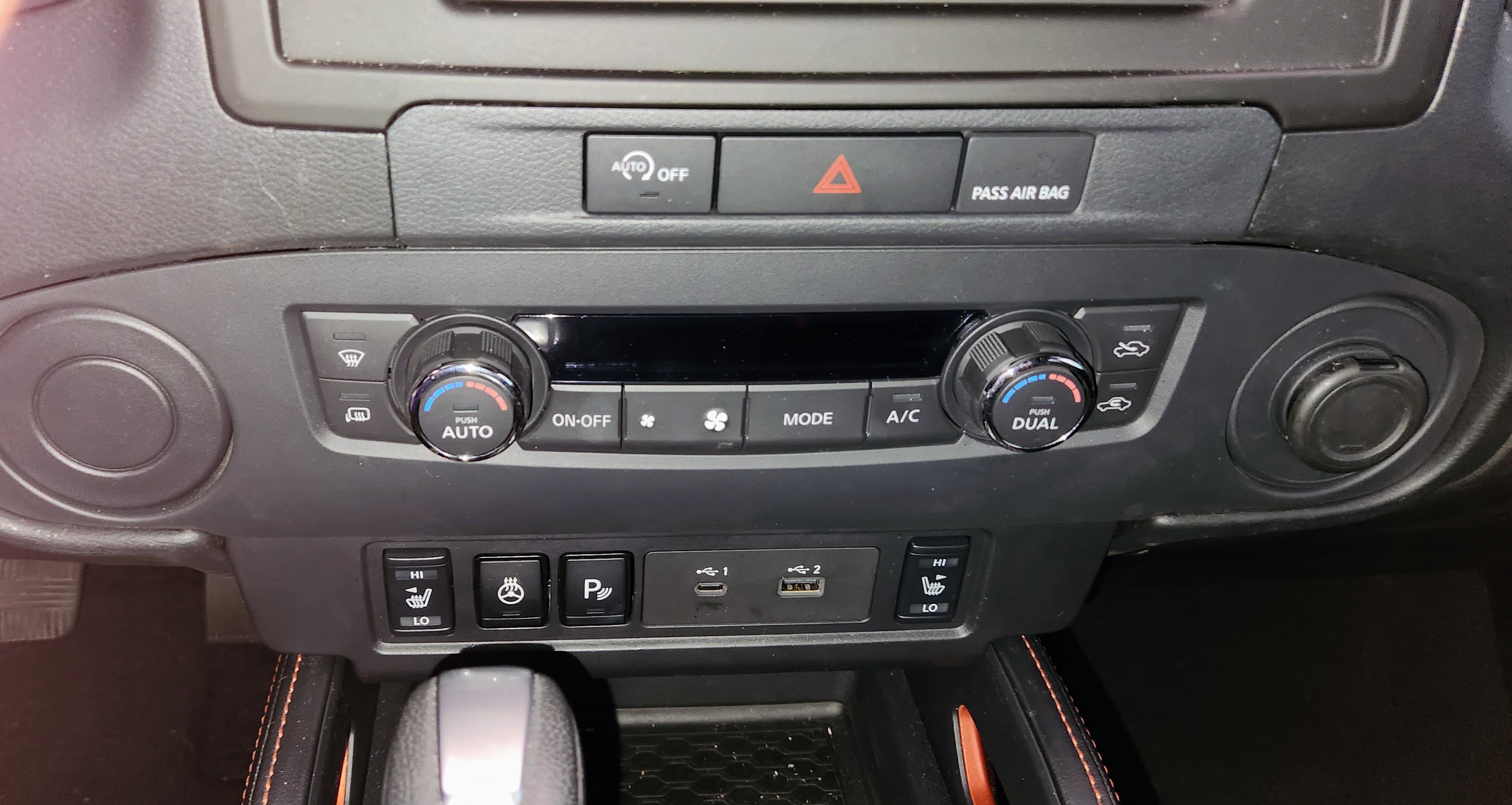 Used 2023 Nissan Frontier Pro-X w/ Pro Convenience Package RWD image 13
