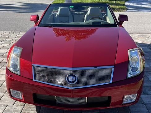 Used 2005 Cadillac XLR Convertible 2D image 8