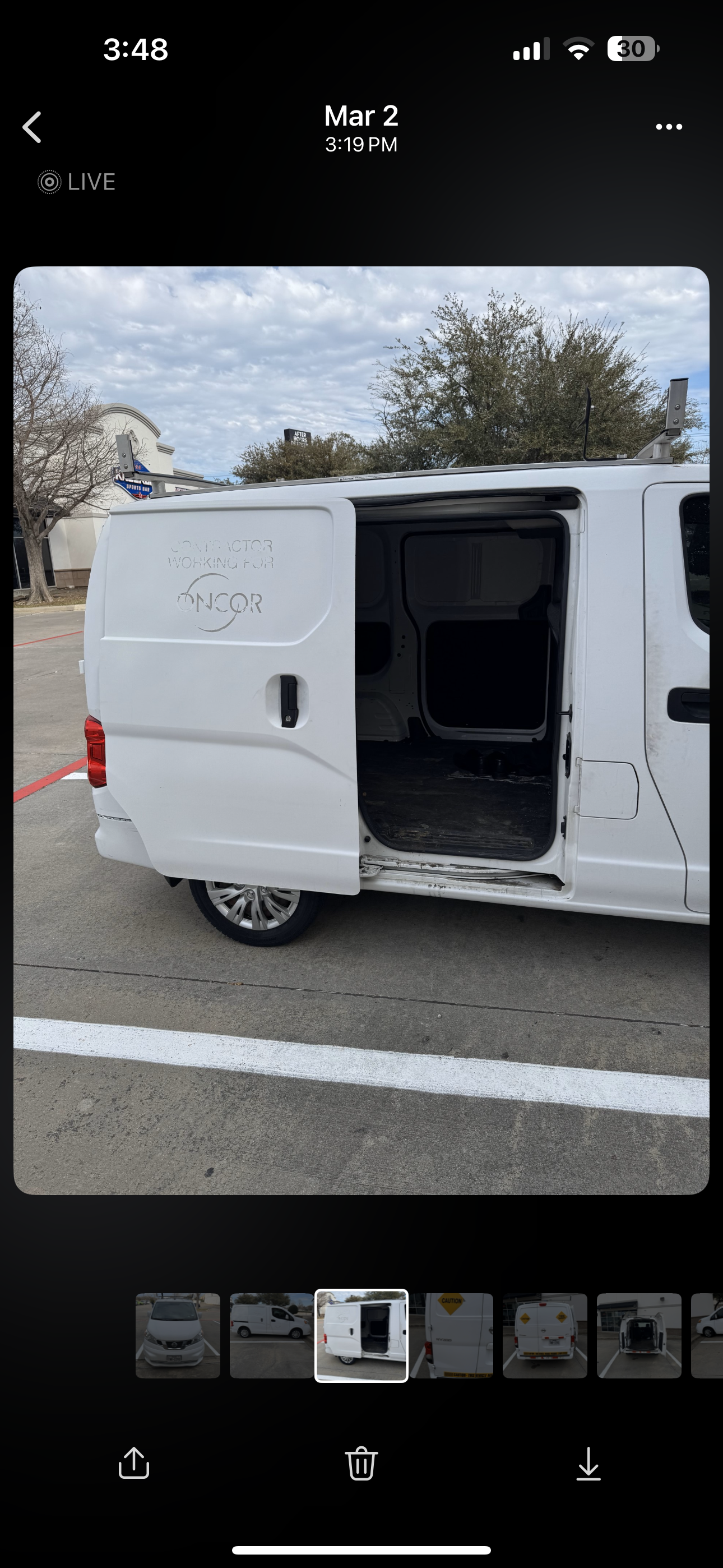 Used 2018 Nissan NV200 SV w/ Navigation Package FWD image 2