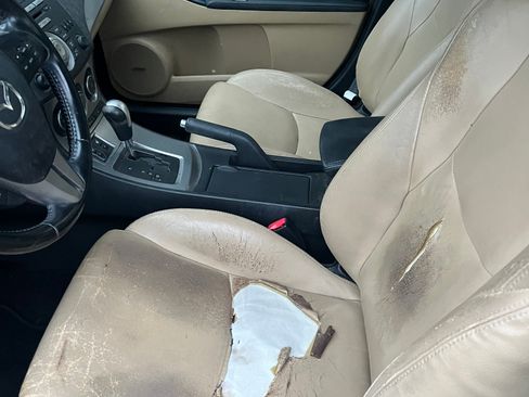 Used 2010 MAZDA MAZDA3 s Grand Touring image 6