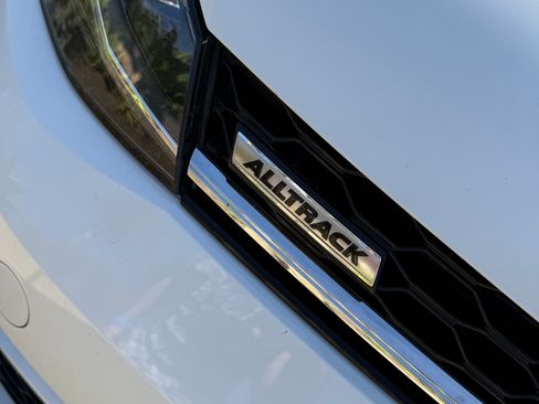 Used 2018 Volkswagen Golf Alltrack SEL image 18