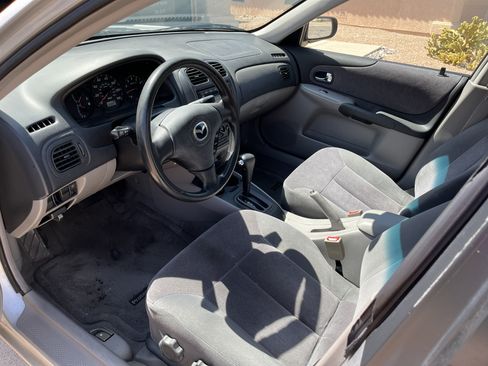 Used 2002 MAZDA Protege LX image 9