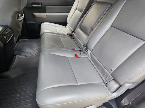 Used 2016 Toyota Sequoia SR5 image 6