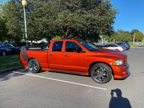 Used 2005 Dodge Ram 1500 Truck SLT w/ Daytona Edition Group image 15