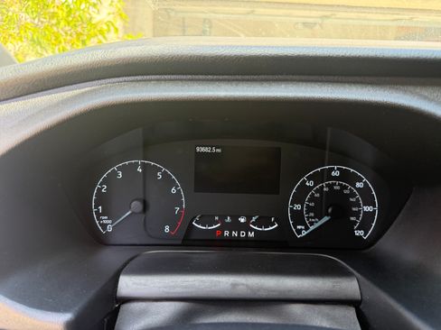 Used 2021 Ford Transit 350 XLT RWD image 8