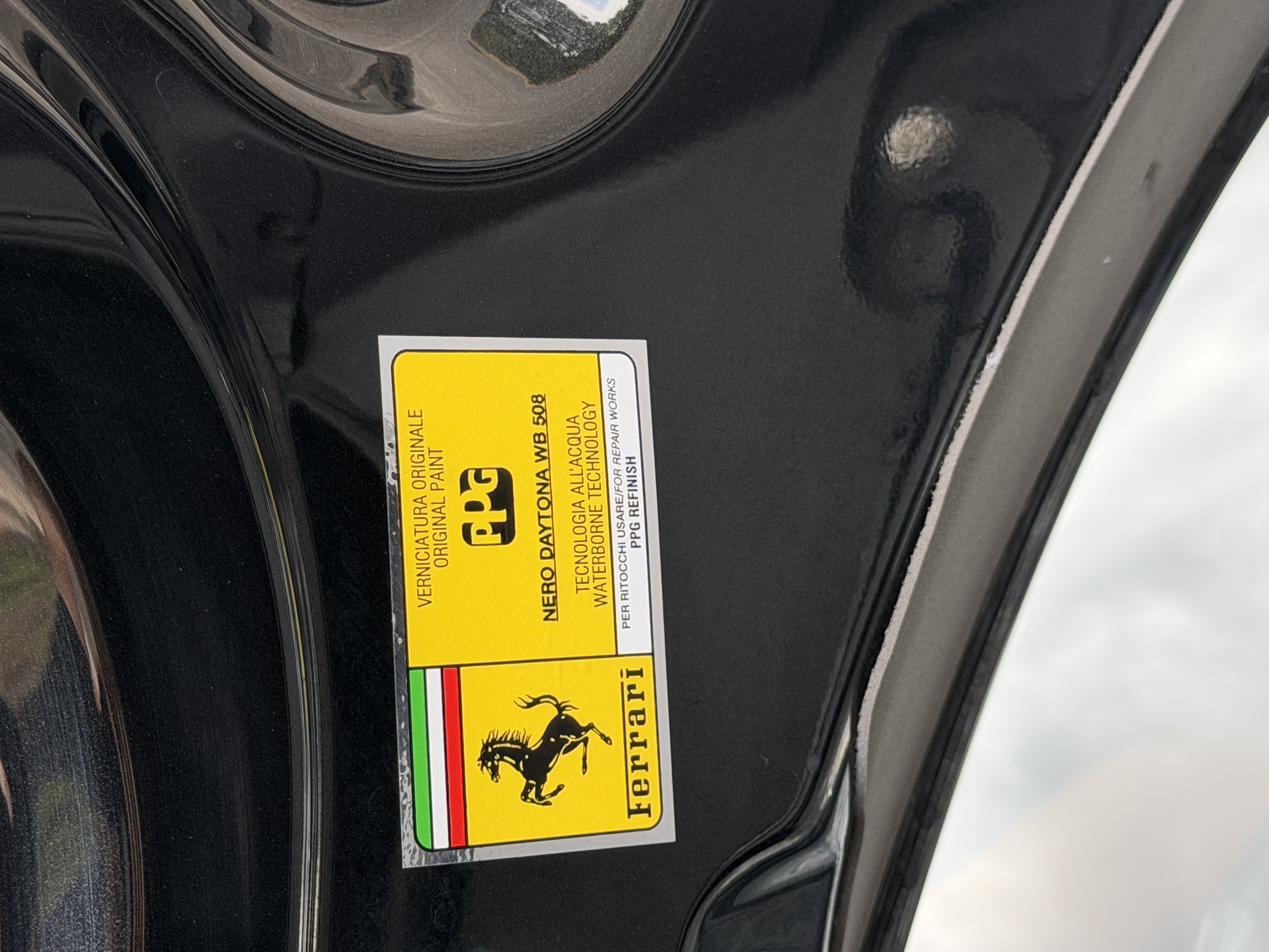 Used 2017 Ferrari 488 Spider RWD image 31