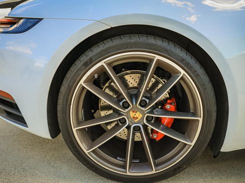 Used 2020 Porsche 911 Carrera 4S AWD/4WD image 6