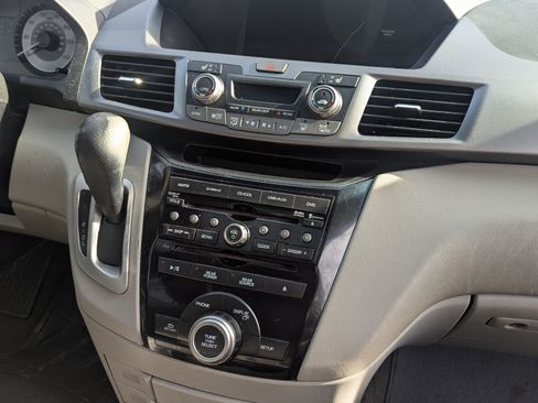 Used 2012 Honda Odyssey EX-L image 10