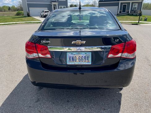 Used 2014 Chevrolet Cruze LT image 6