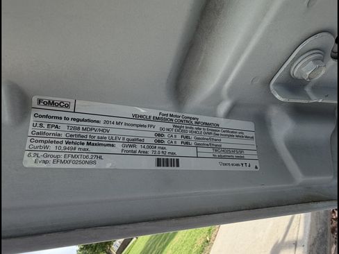 Used 2014 Ford F250 XL w/ Power Equipment Group image 2