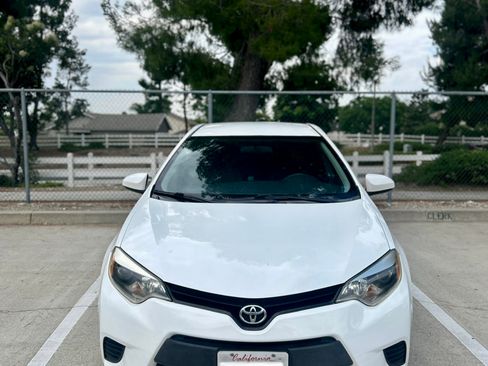 Used 2014 Toyota Corolla L FWD image 4