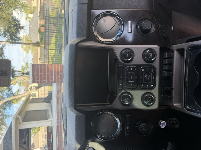 Used 2013 Ford F250 Platinum w/ FX4 Off Road Pkg AWD/4WD image 14