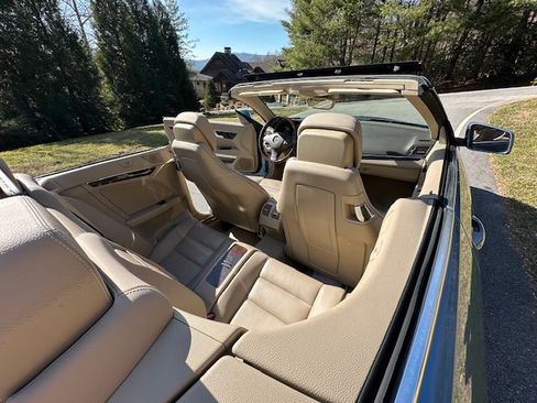 Used 2011 Mercedes-Benz E 350 Cabriolet image 12