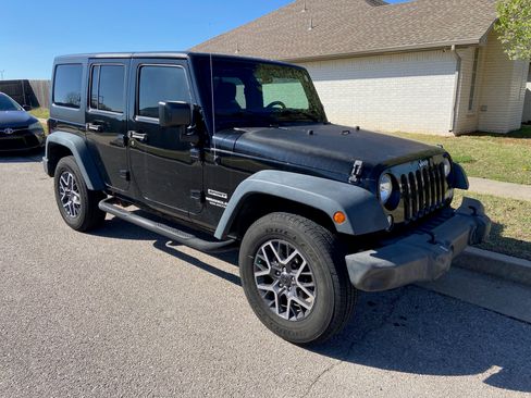 Used 2015 Jeep Wrangler Unlimited Sport w/ Quick Order Package 24S image 1