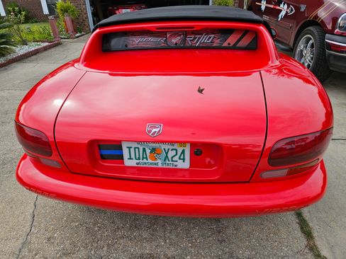 Used 1994 Dodge Viper RT/10 image 12
