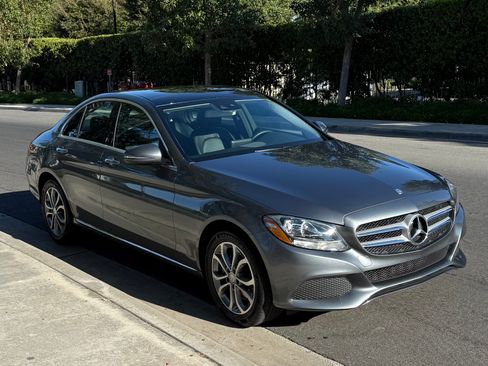 Used 2017 Mercedes-Benz C 300 C 300 4MATIC Sedan 4D image 2