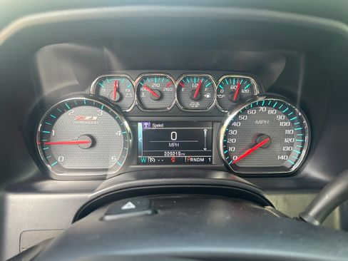 Used 2015 Chevrolet Silverado 2500 LTZ w/ Duramax Plus Package AWD/4WD image 10