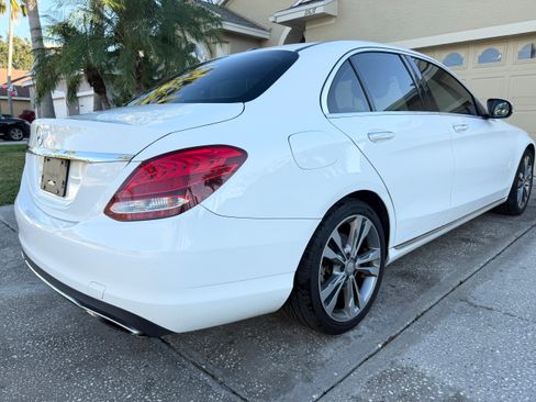 Used 2016 Mercedes-Benz C 300 Sedan image 5