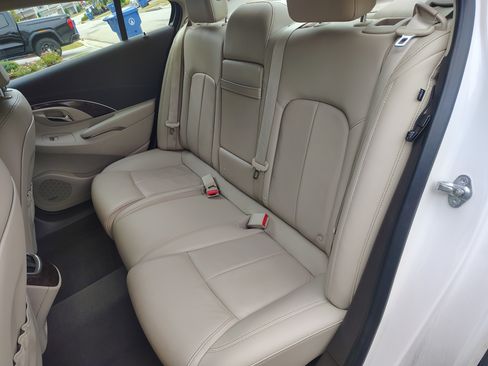 Used 2014 Buick LaCrosse Leather image 9