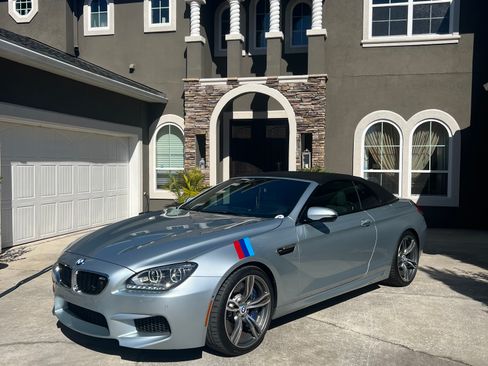 Used 2012 BMW M6 Convertible image 11