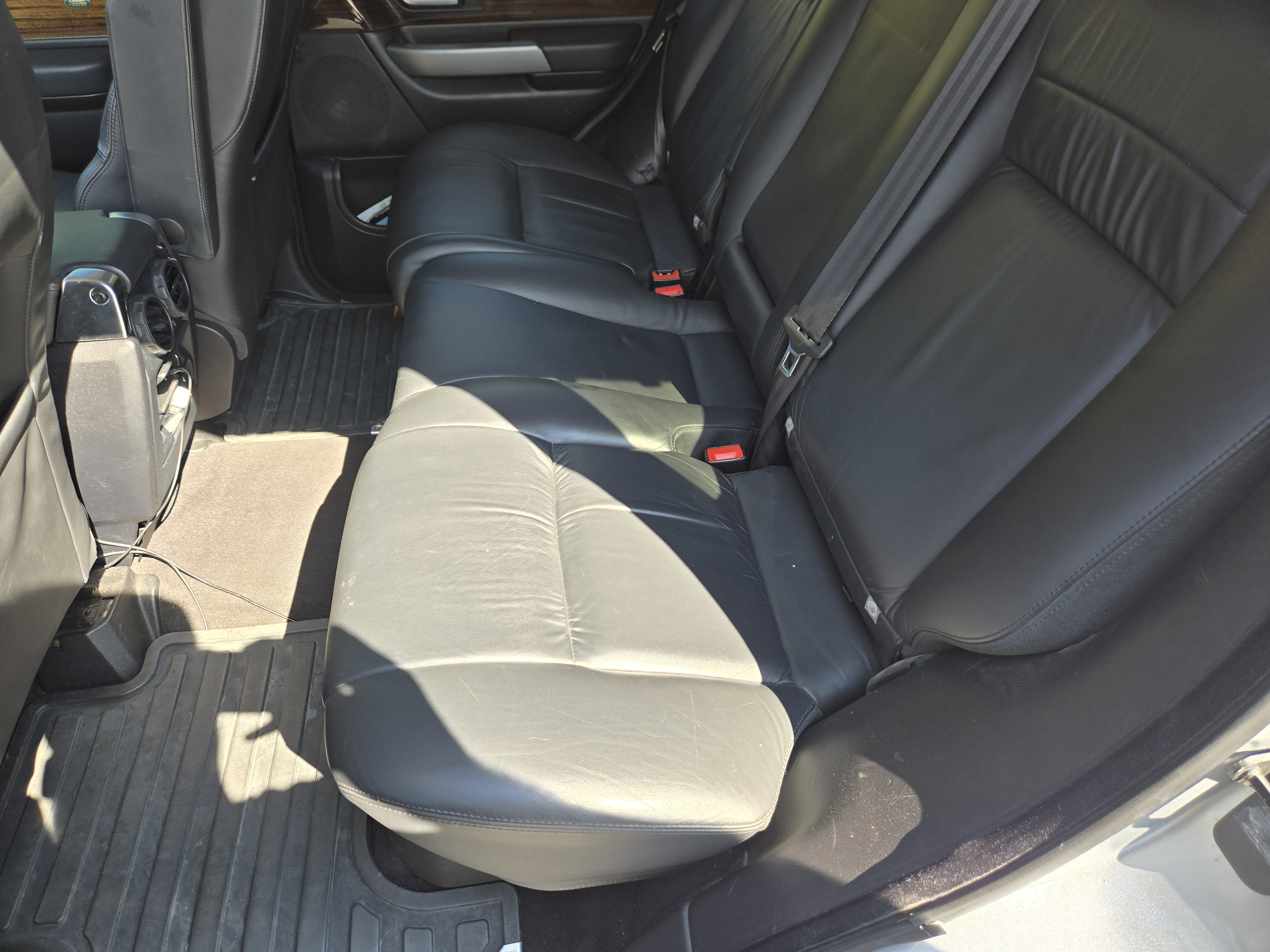 Used 2008 Land Rover Range Rover Sport HSE AWD/4WD image 26