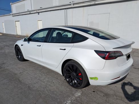 Used 2023 Tesla Model 3 Performance image 4