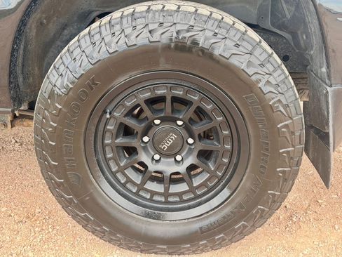 Used 2006 Lexus GX 470 image 17