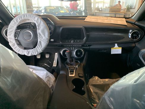 Used 2024 Chevrolet Camaro ZL1 image 18