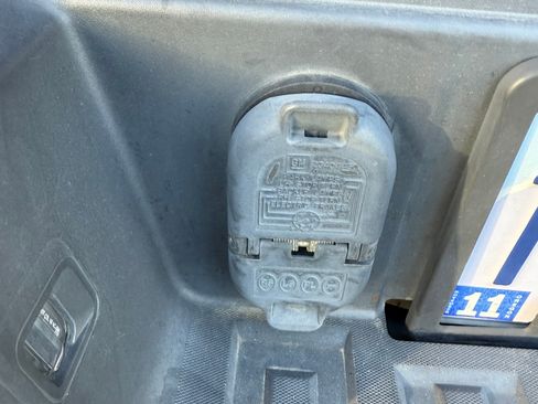 Used 2017 GMC Sierra 1500 SLE w/ SLE Value Package image 14