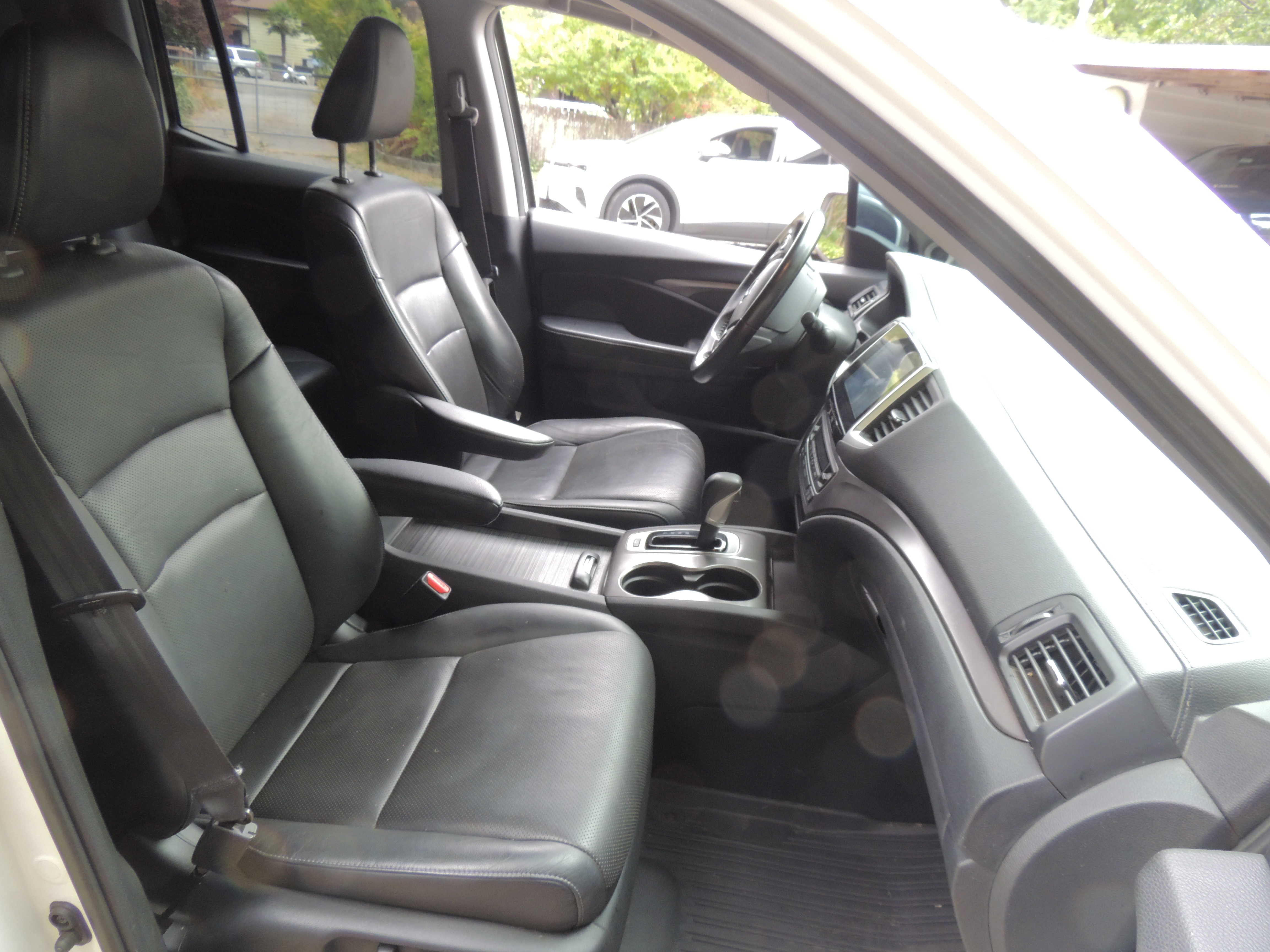 Used 2017 Honda Ridgeline RTL-T image 18
