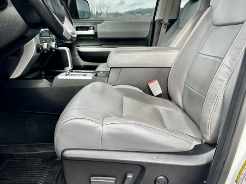 Used 2020 Toyota Tundra Limited image 18