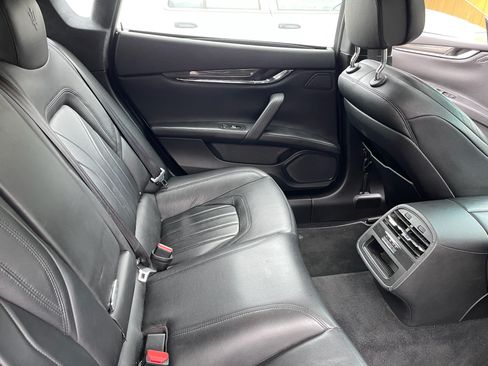 Used 2014 Maserati Quattroporte GTS image 19