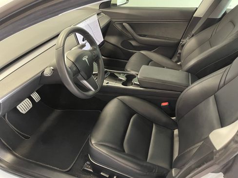 Used 2020 Tesla Model 3 Performance image 8