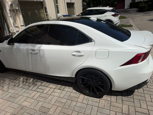 Used 2014 Lexus IS 250 w/ F-Sport Package RWD image 9