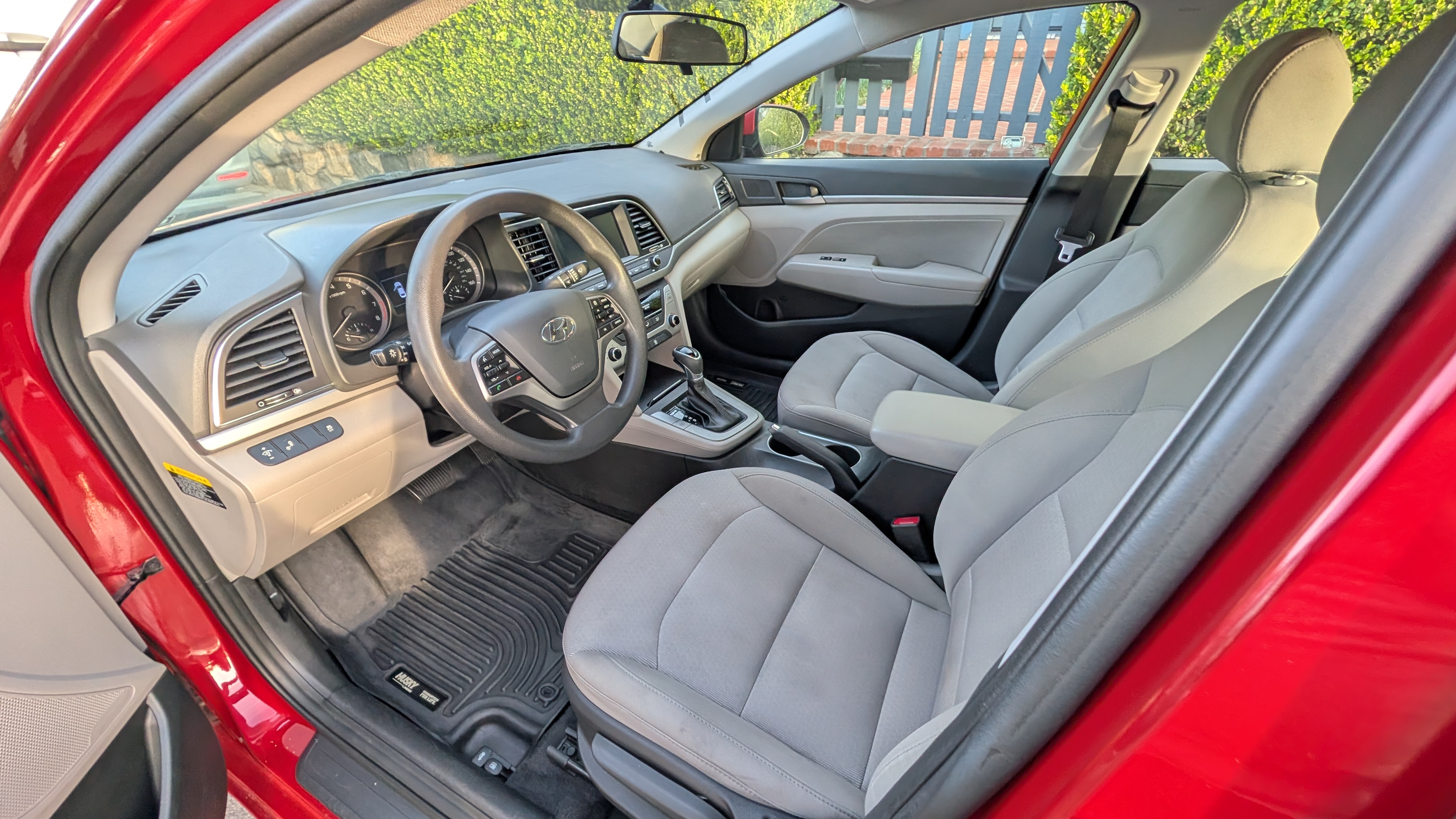 Used 2018 Hyundai Elantra SEL FWD image 15