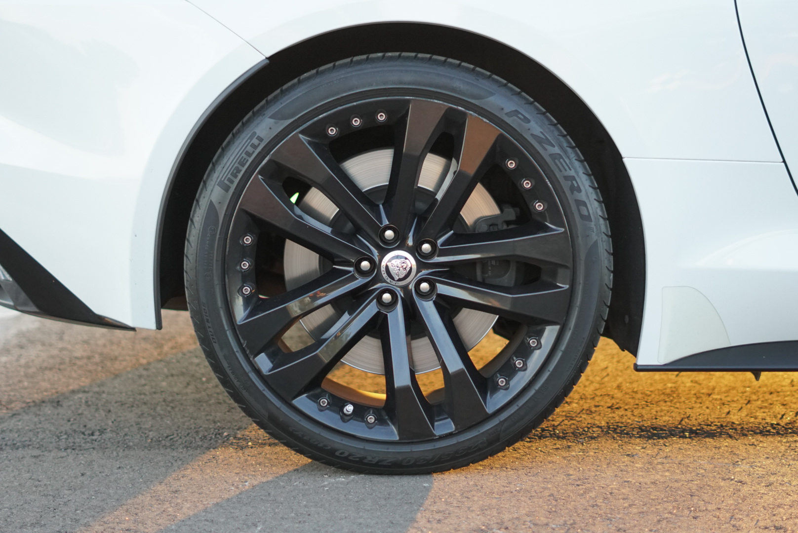 Used 2014 Jaguar F-TYPE S RWD image 15