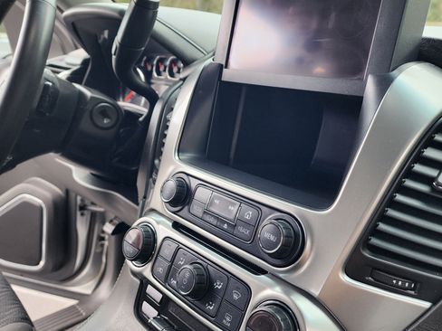 Used 2018 Chevrolet Tahoe LS image 4