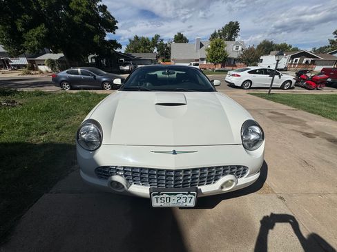 Used 2002 Ford Thunderbird RWD image 6