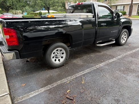 Used 2013 Chevrolet Silverado 1500 W/T RWD image 5