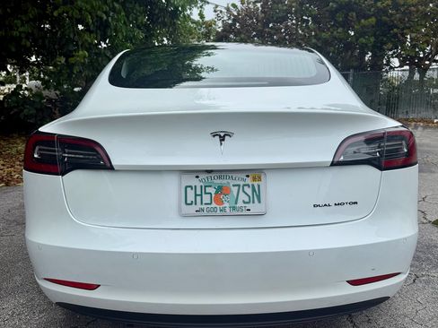 Used 2020 Tesla Model 3 Long Range image 4