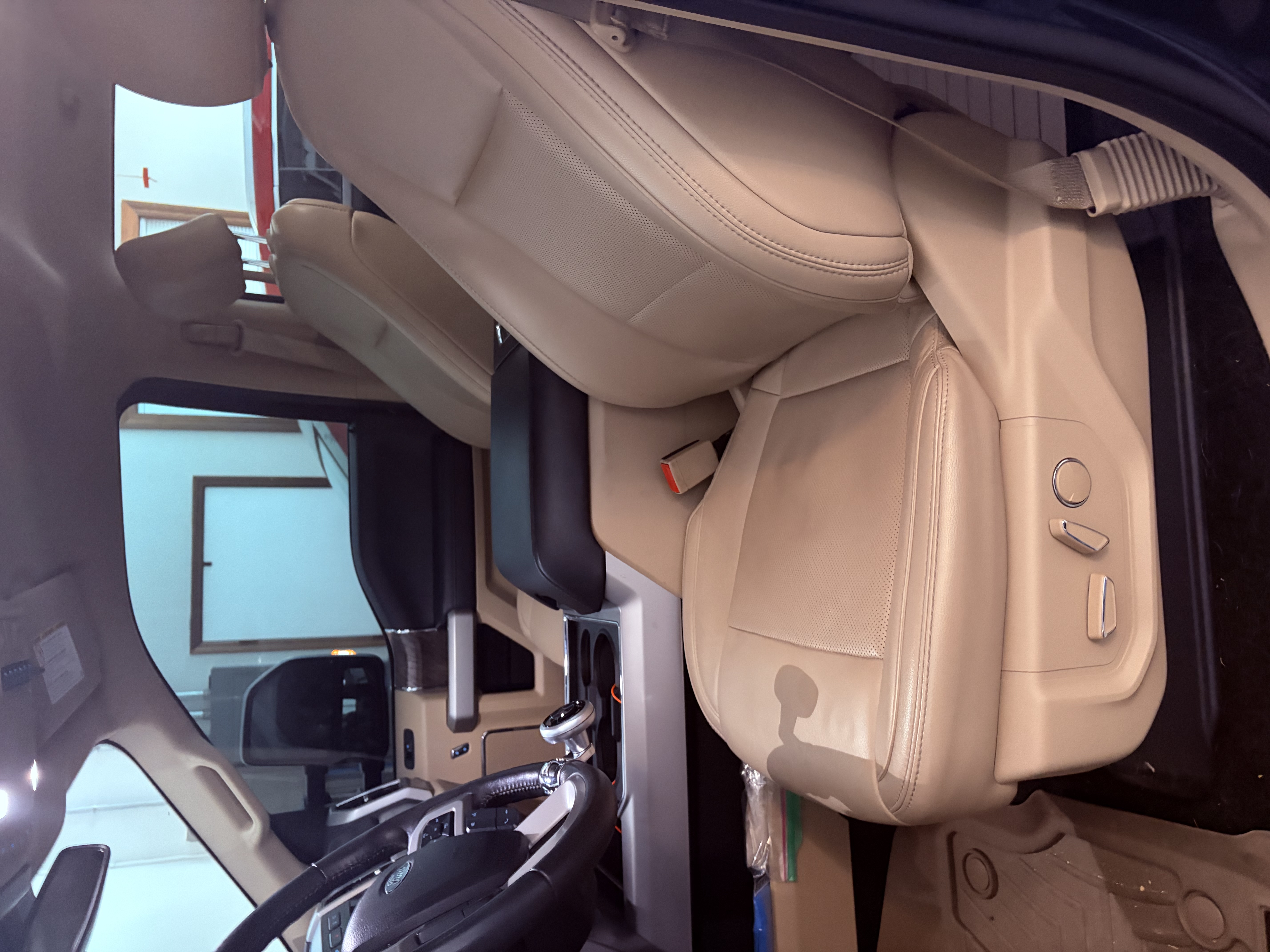 Used 2019 Ford F250 Lariat w/ Tow Technology Bundle AWD/4WD image 23