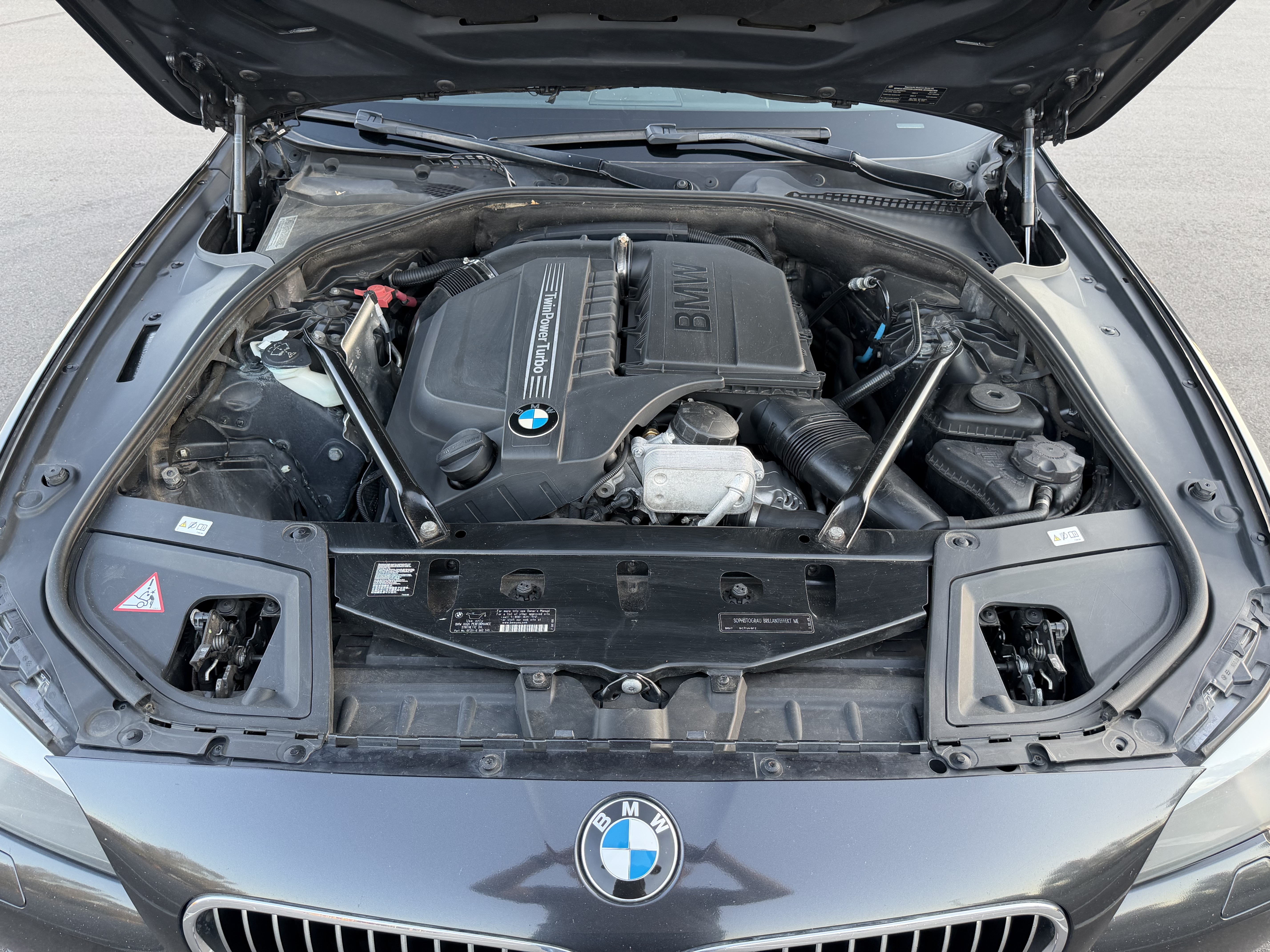 Used 2011 BMW 535i xDrive Sedan AWD/4WD image 21
