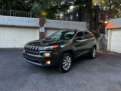 Used 2014 Jeep Cherokee Limited w/ Trailer Tow Group AWD/4WD image 1