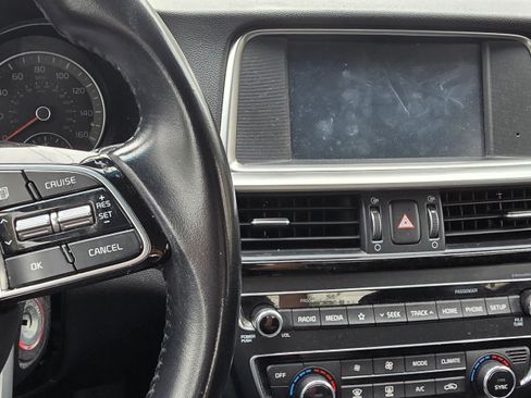 Used 2019 Kia Optima LX w/ LX Premium Package image 15