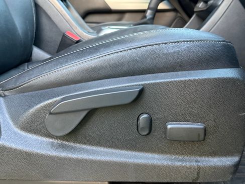 Used 2019 Chevrolet Colorado ZR2 image 25