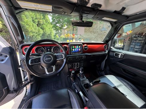 Used 2018 Jeep Wrangler Unlimited Rubicon AWD/4WD image 12