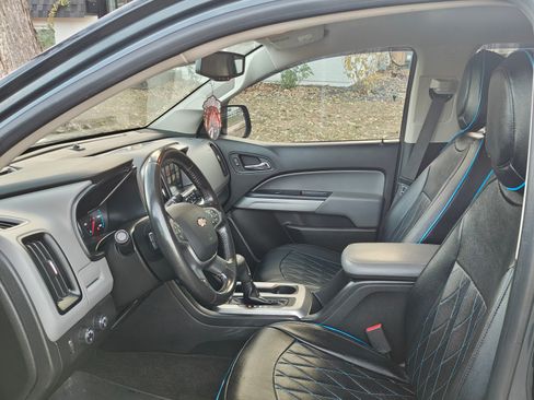 Used 2018 Chevrolet Colorado LT w/ Safety Package image 24