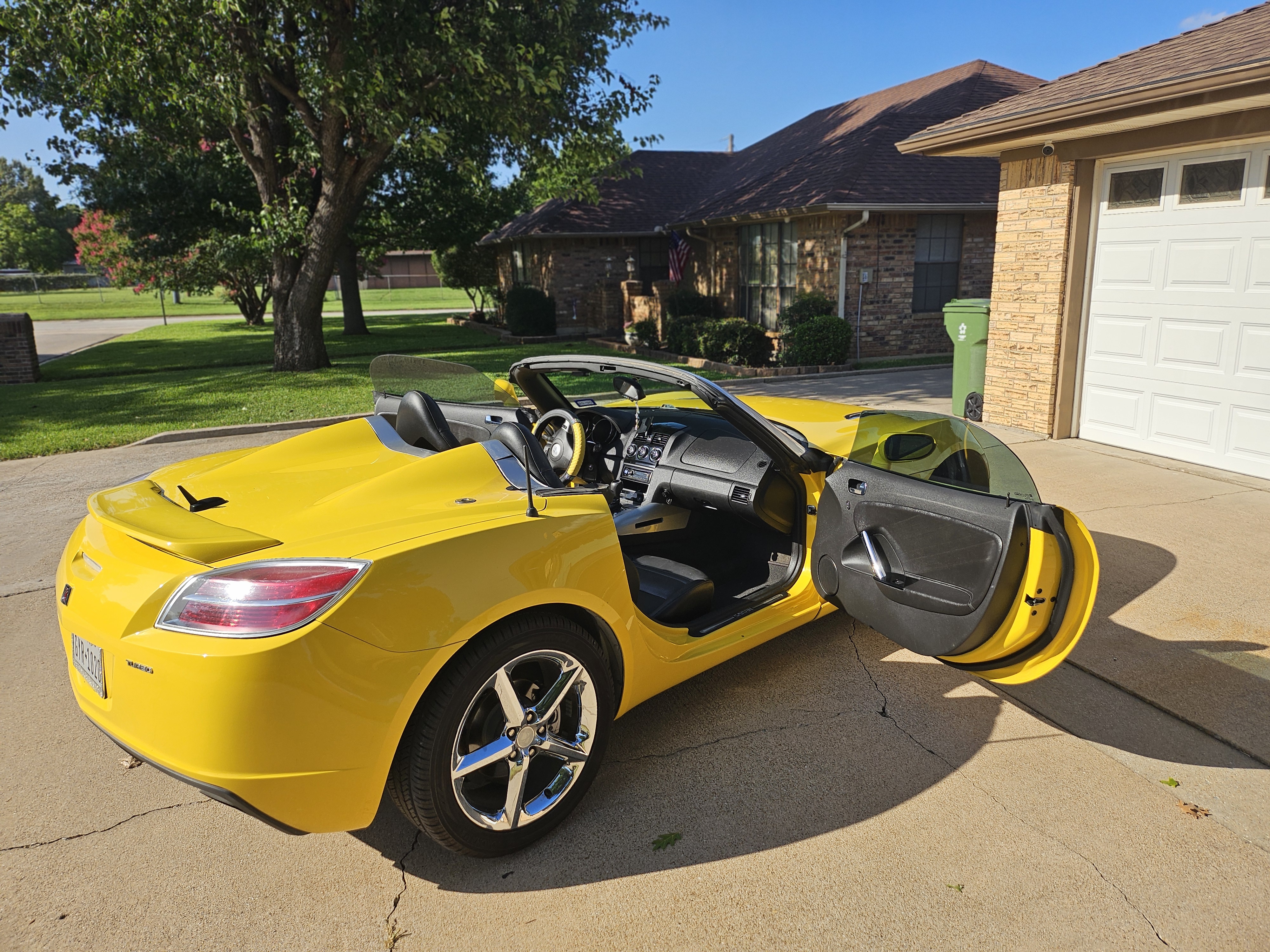 Used 2007 Saturn Sky Red Line RWD image 5