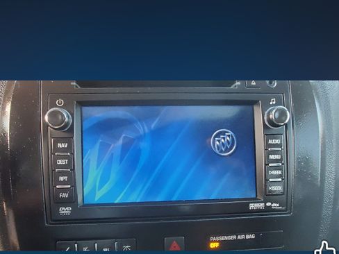 Used 2010 Buick Enclave CXL w/ Trailering Provision Package FWD image 5
