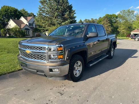 Used 2014 Chevrolet Silverado 1500 LT w/ LT Convenience Package RWD image 2